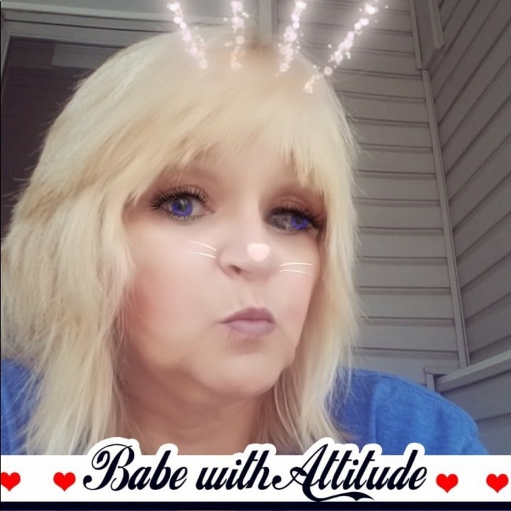 Meet your Posher, Bobbi